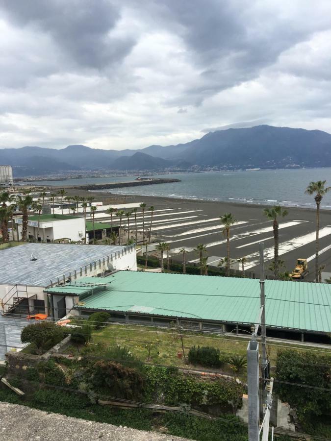 Vient E Mare Apartamento Torre Annunziata Exterior foto